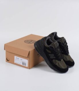 New Balance 991v2 MiUK x Stone Island Black