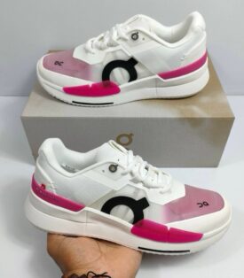On The Roger Pro 2 White pink