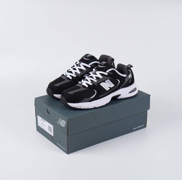 New Balance 530 Black Magnet - Gambar 2