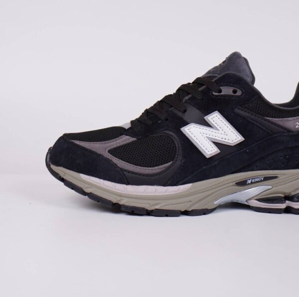 New Balance 2002R Black Grey - Gambar 4