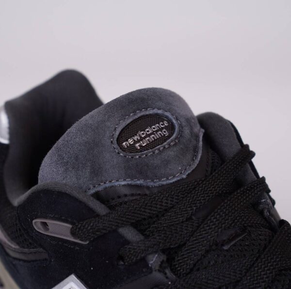 New Balance 2002R Black Grey - Gambar 8