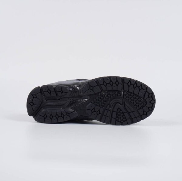 New Balance 2002R Gore-Tex Charcoal - Gambar 5