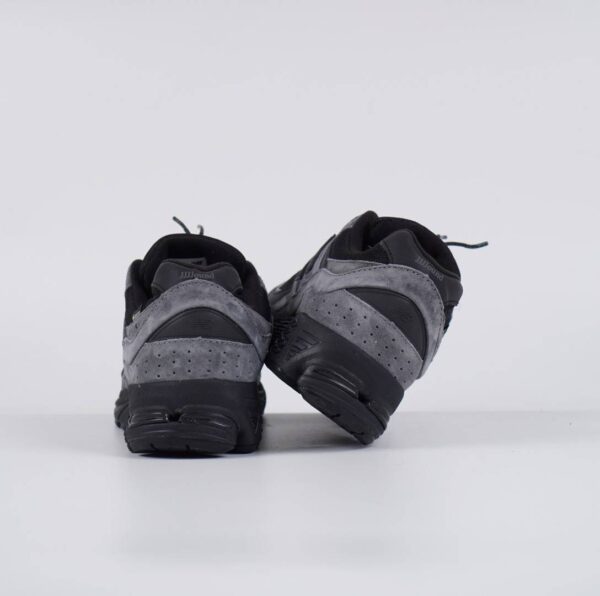 New Balance 2002R Gore-Tex Charcoal - Gambar 6
