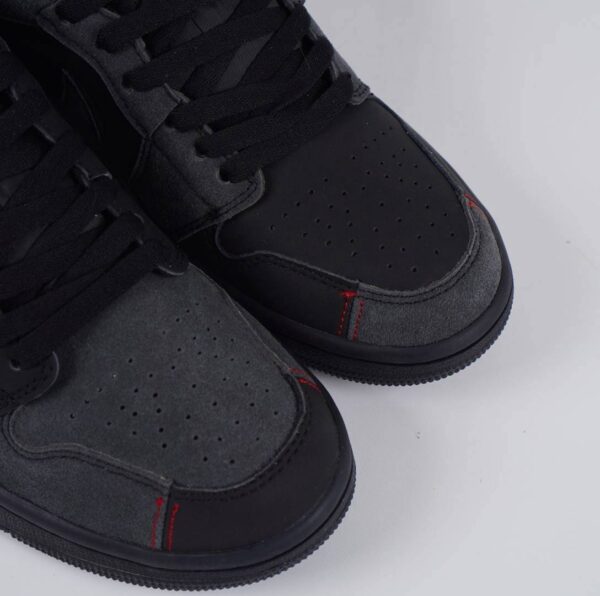 Nike Air Jordan 1 Low SE Craft Dark Smoke Grey - Gambar 5