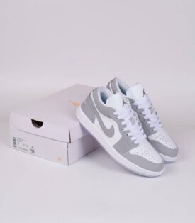 Air Jordan 1 Low "Wolf Grey"
