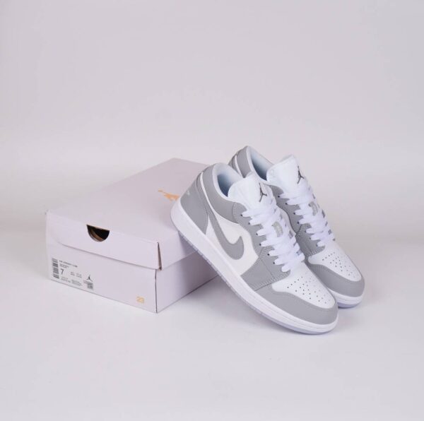 Air Jordan 1 Low "Wolf Grey"
